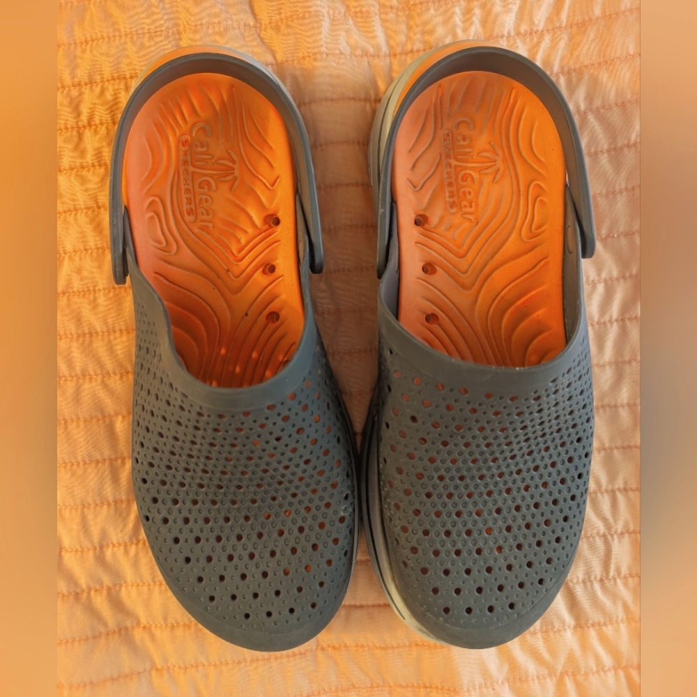 Skechers Caligear size 13 sandals